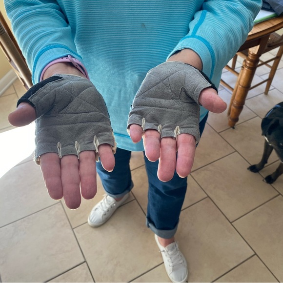 Pearl Izumi padded cycling gloves. Vintage. - Picture 3 of 4